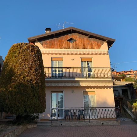 Casa Castel Leilighet Civate Eksteriør bilde